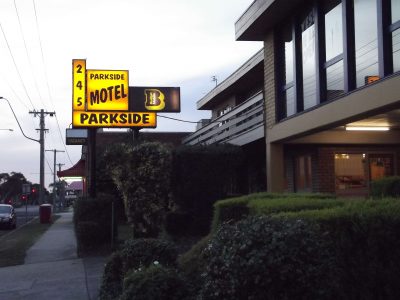 Morwell Parkside Motel